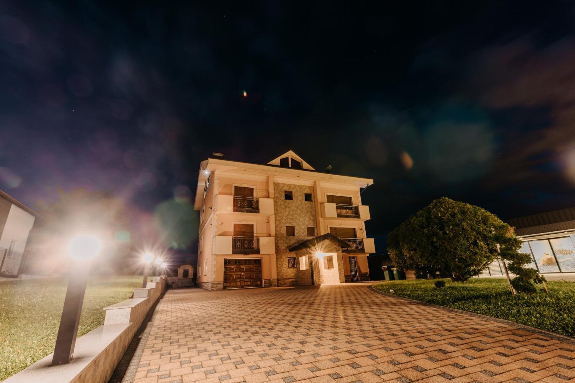 Villa Lamija Bihać Eksteriør billede