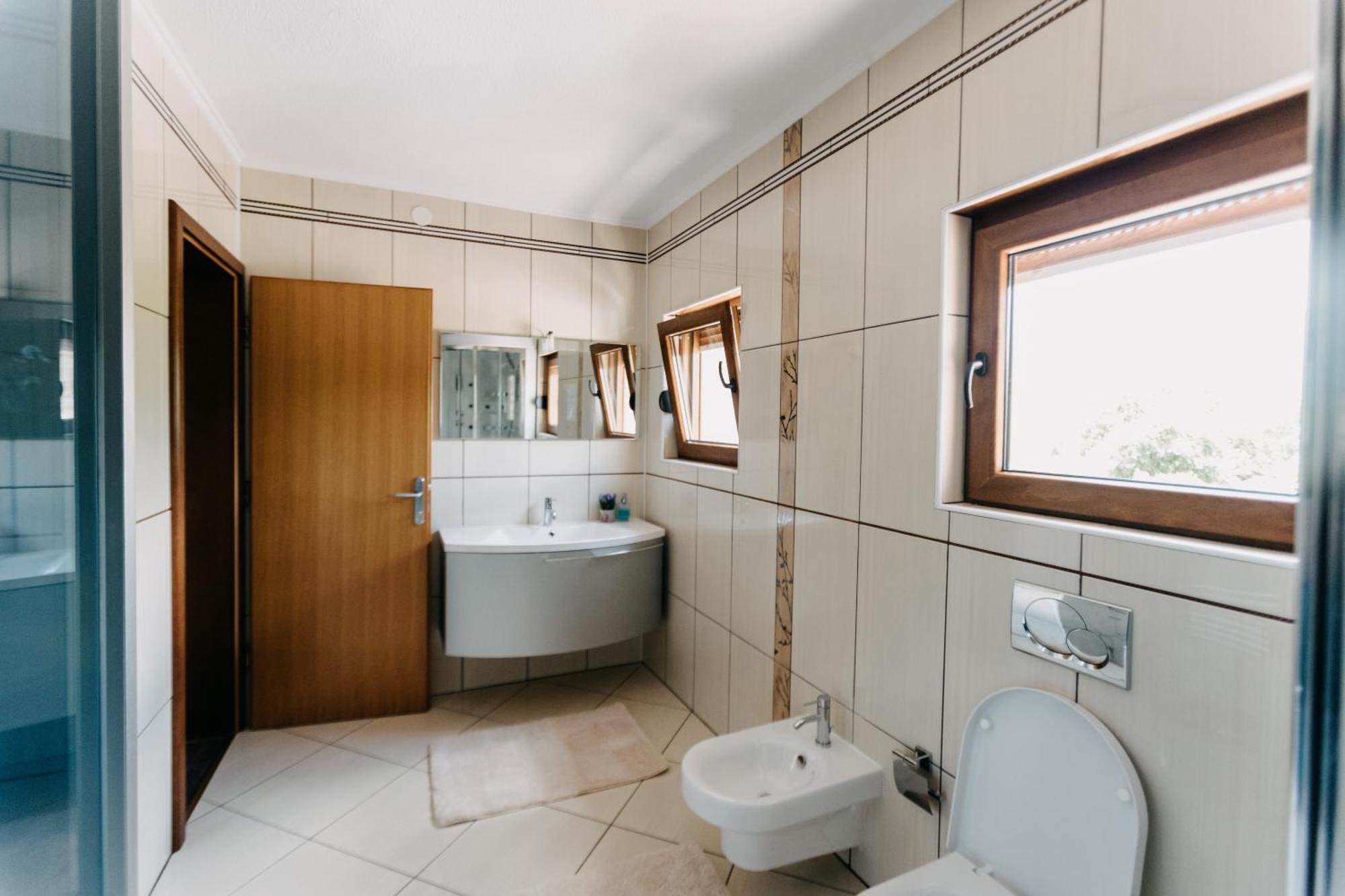 Villa Lamija Bihać Eksteriør billede