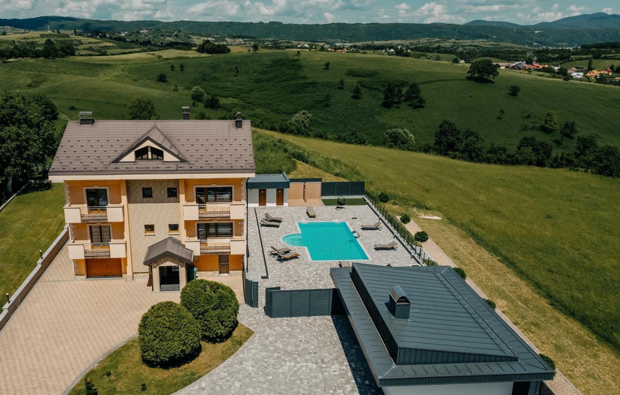Villa Lamija Bihać Eksteriør billede